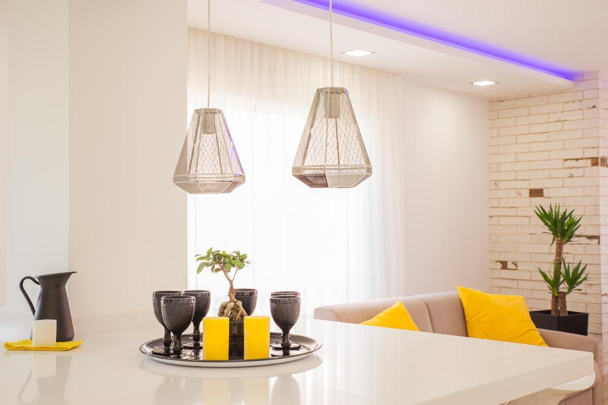 Luxury 100 Sq.m. Sea View Apartament *