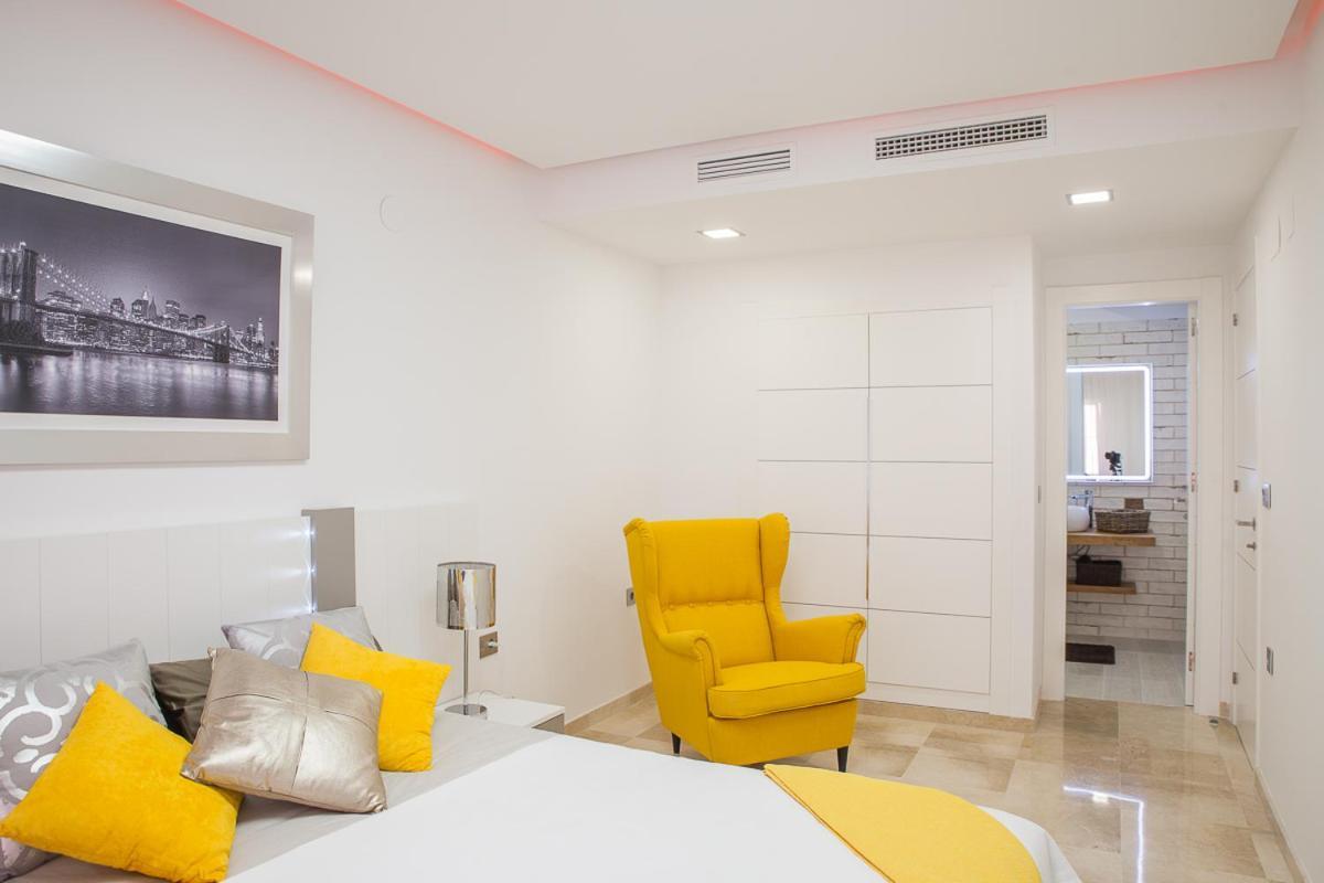 Luxury 100 Sq.m. Sea View Apartament *